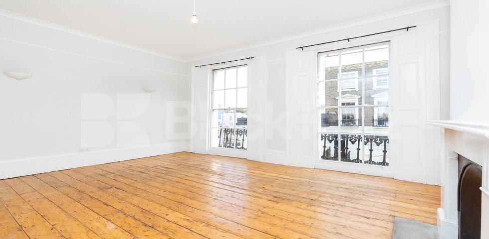 Stunning four bed, modern kitchen & bathrrom, huge lounge mins to tube & shops Calthorpe Street, Bloomsbury